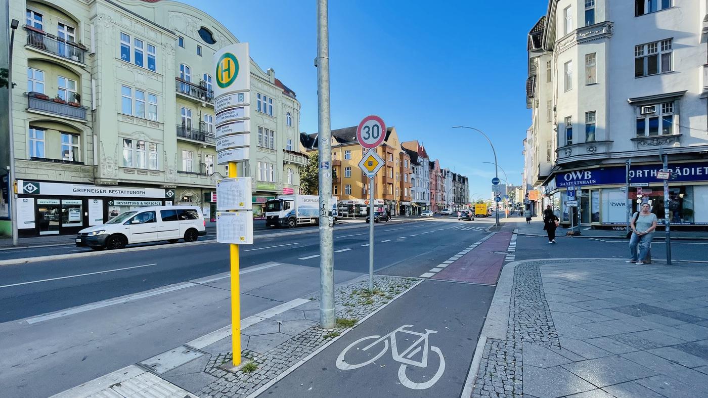 Auf der Klosterstraße darf der Verkehr wieder schneller fahren