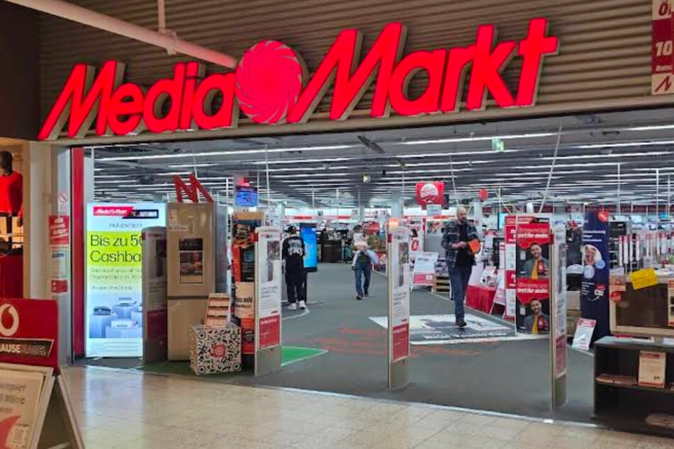 MediaMarkt Saarlouis (im Clubs-Center) auf der Dieselstraße 1.