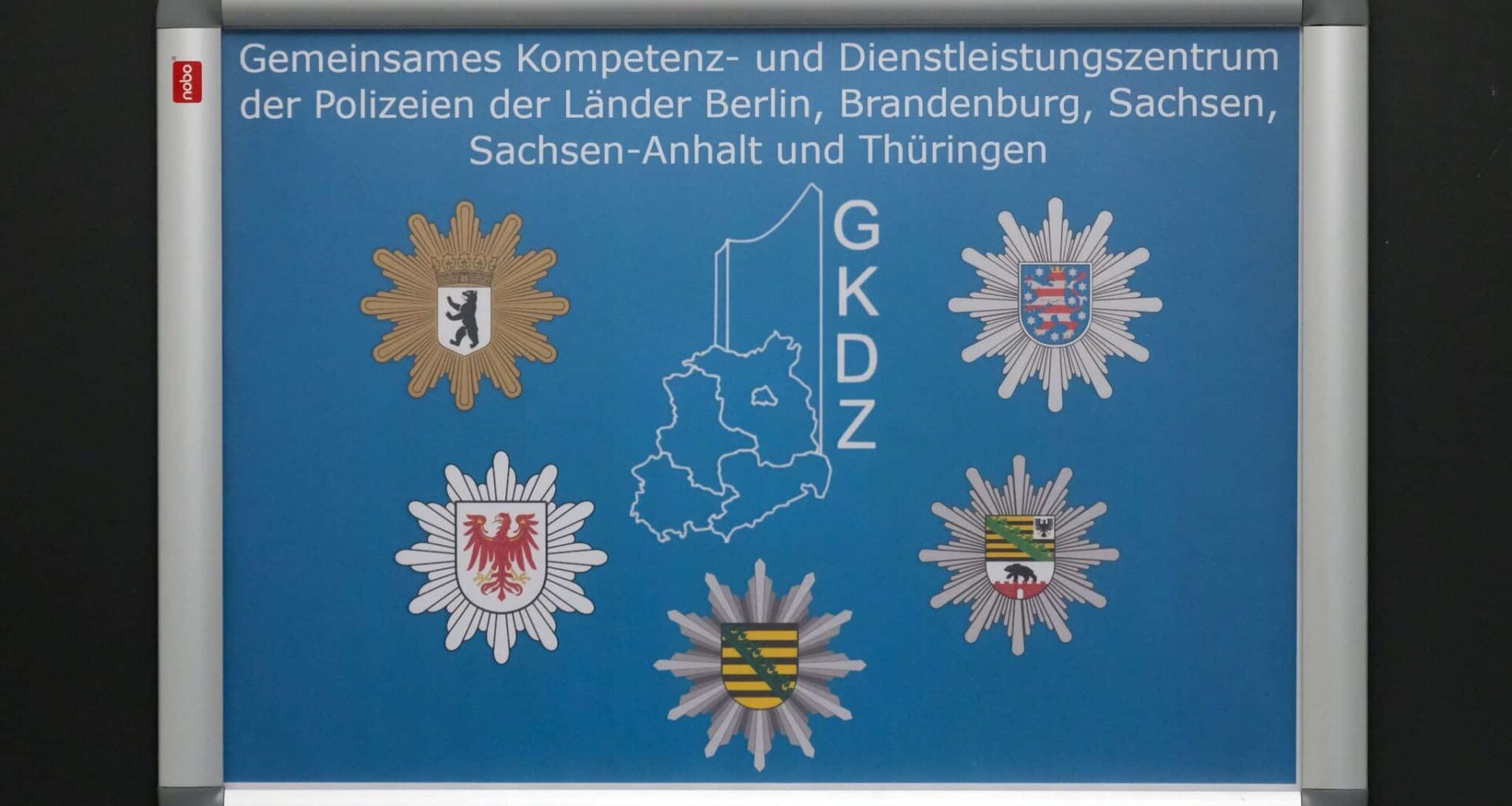 Kritik an Kosten für Abhörzentrum ohne fertige Software