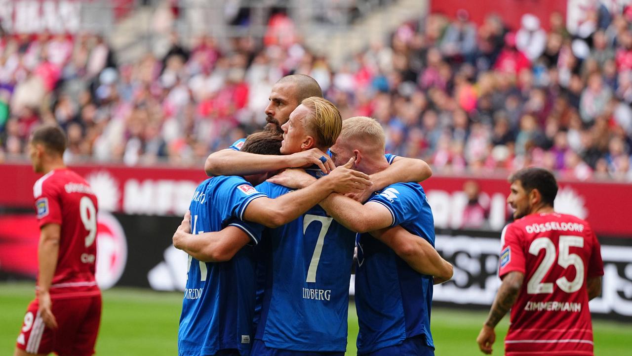 Drei Tore in neun Minuten: Darmstadt siegt in Düsseldorf und klettert auf Rang eins