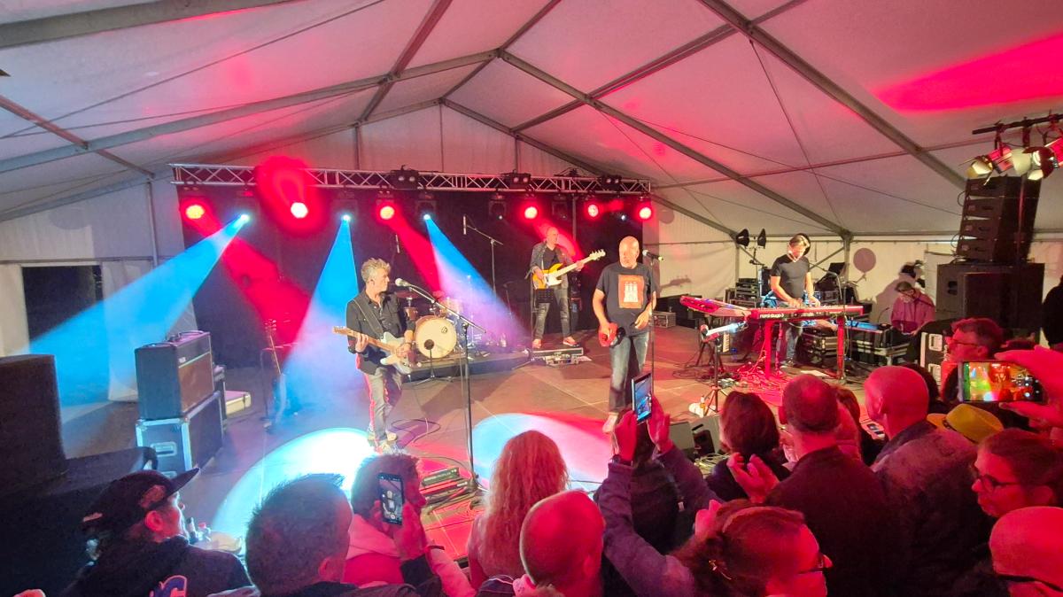 Lotto King Karl rockt Quickborns Eulenfest