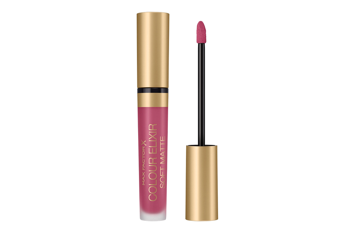 Das Max Factor Colour Elixir Soft Matte mit geöffneter Kappe auf hellem Hintergrund