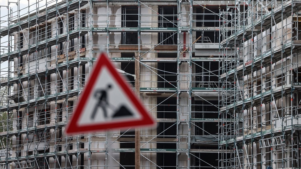 Wirtschaftsexperte Voigtländer: So wird der "Bau-Turbo" ganz schnell verpuffen