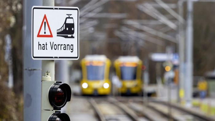 Nahverkehr in Stuttgart: Hermann kritisiert  Verzicht auf Uni-Stadtbahn – und wird selbst kritisiert