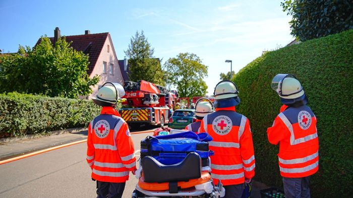 Brand in Ostfildern: 18-Jähriger verletzt sich beim Versuch zu löschen