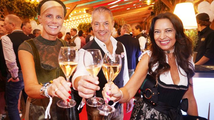 Partys auf dem Cannstatter Wasen: Tracht erwünscht? „Heute kommt praktisch niemand ohne“