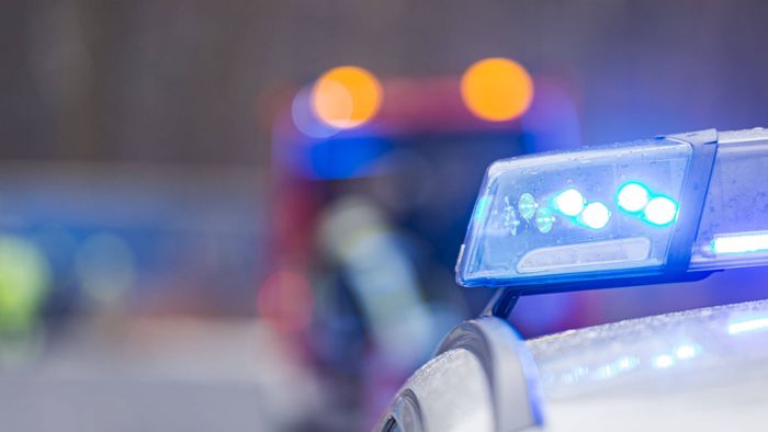Höhe Stetten: Auffahrunfall auf B27 Richtung Stuttgart sorgt für Stau