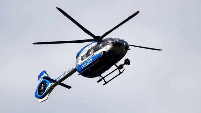 Stuttgart: Polizeihubschrauber über der Stadt – was war der Grund?