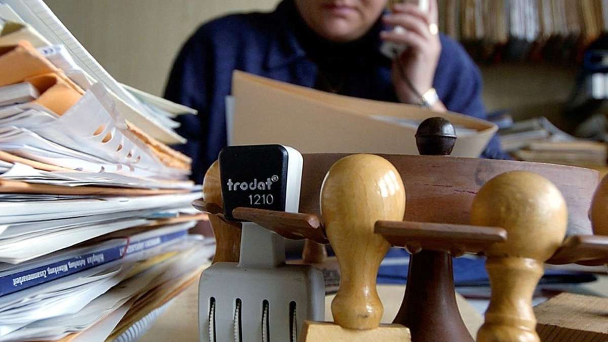 Herr Röber, hat Stuttgart zu viele Beamte?