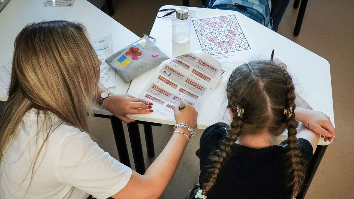 Geflüchtete Kinder und Jugendliche: 13 internationale Klassen in Stuttgart wieder geschlossen