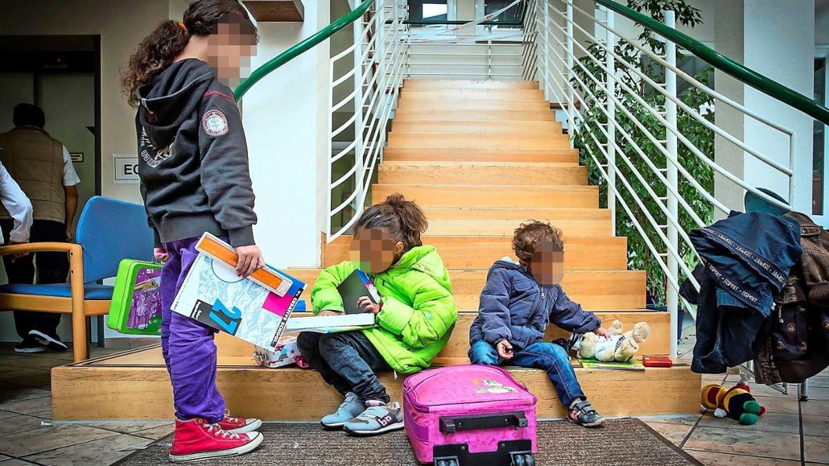 Merkels Aussage und die Folgen: Die Nacht, als die Busse kamen – auch in Stuttgart galt: „Wir schaffen es“ - Stuttgart