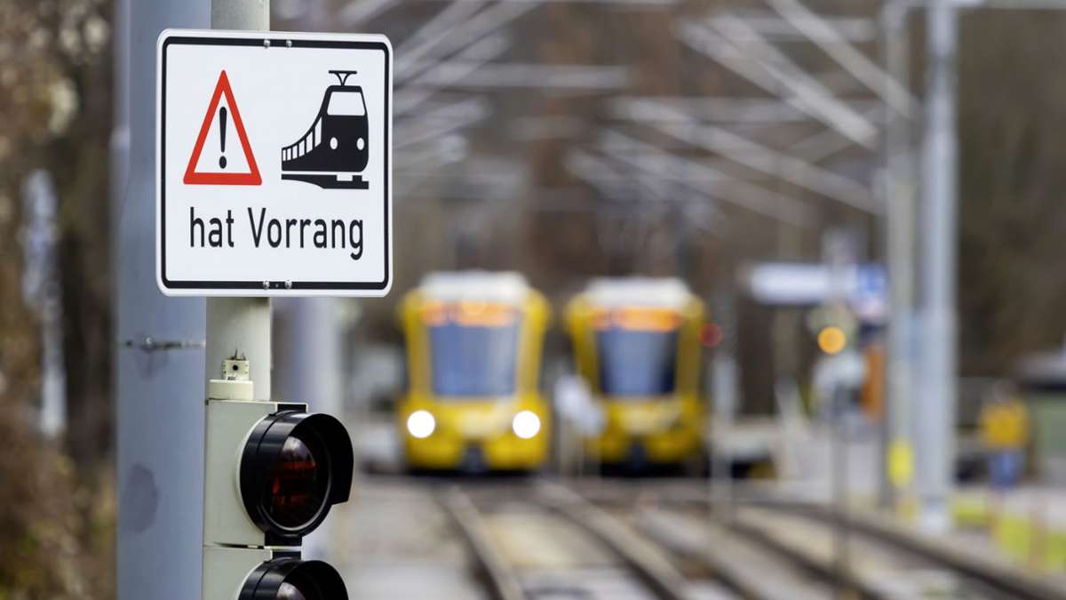 Nahverkehr in Stuttgart: Hermann kritisiert Verzicht auf Uni-Stadtbahn – und wird selbst kritisiert