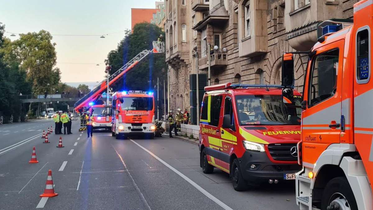 Brand in Stuttgart-Mitte: Feuer im Keller eines Gebäudes am Neckartor – Feuerwehr rückt aus