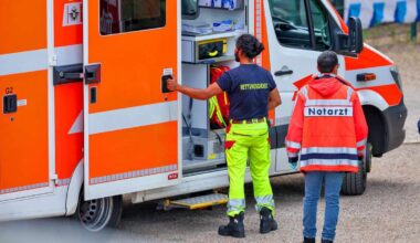 Unfall in Filderstadt: 32-jähriger Radfahrerin von Auto angefahren – schwer verletzt - Kreis