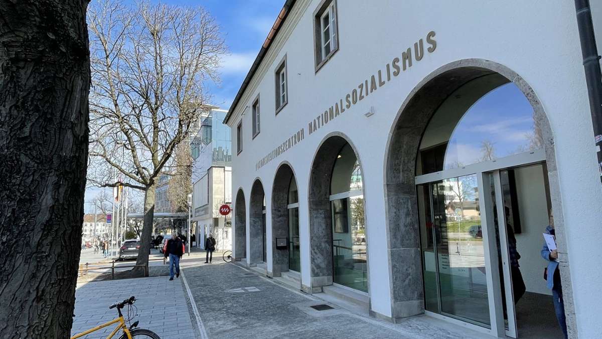 „Bei Anruf Kultur“: Auch aus der Ferne wird durchs Freiburger Museum geführt - Region & Land