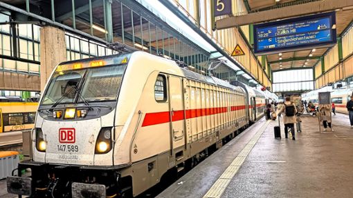 Gäubahn Schwarzwald-Baar-Heuberg: Region macht Druck auf Bahn und Stuttgart - Villingen-Schwenningen & Umgebung