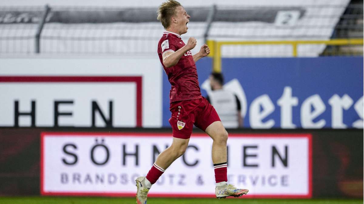 VfB Stuttgart II: Julian Lüers hat am Waldhof das letzte Wort