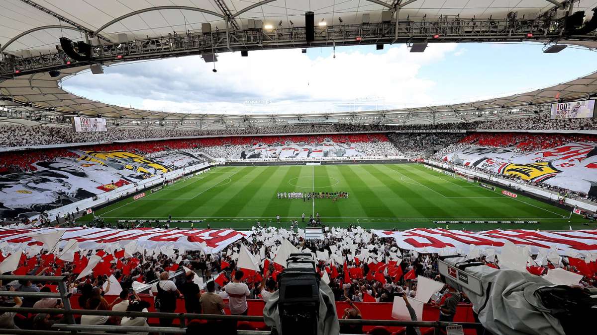 Fans des VfB Stuttgart: Das steckt hinter der Choreo zu 100 Jahre Brustring - VfB Stuttgart