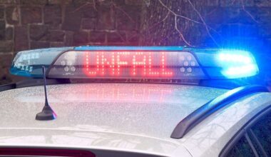 Unfall in Fellbach: Autofahrer missachtet Vorfahrt – zwei Verletzte - Startseite
