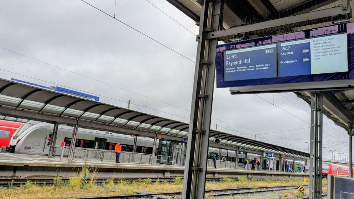 Brücken-Sperrungen: Bahn-Chaos – so kommt man jetzt von Hof nach Nürnberg - Hof