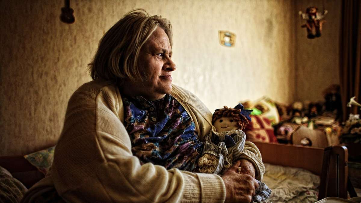 Serie: „Unsere besten Reportagen“: Leben auf zwei Quadratmetern: Stuttgarterin im Kampf mit Schmerz und Einsamkeit