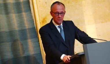 Merz sagt Antisemitismus den Kampf an