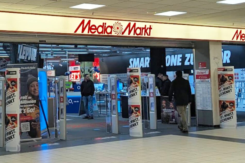 MediaMarkt Wiesbaden-Äppelallee auf der Äppelallee 69.