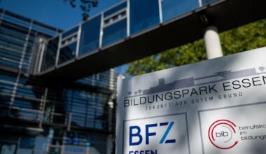 Nach Messerangriff auf Lehrerin wieder Unterricht in Schule