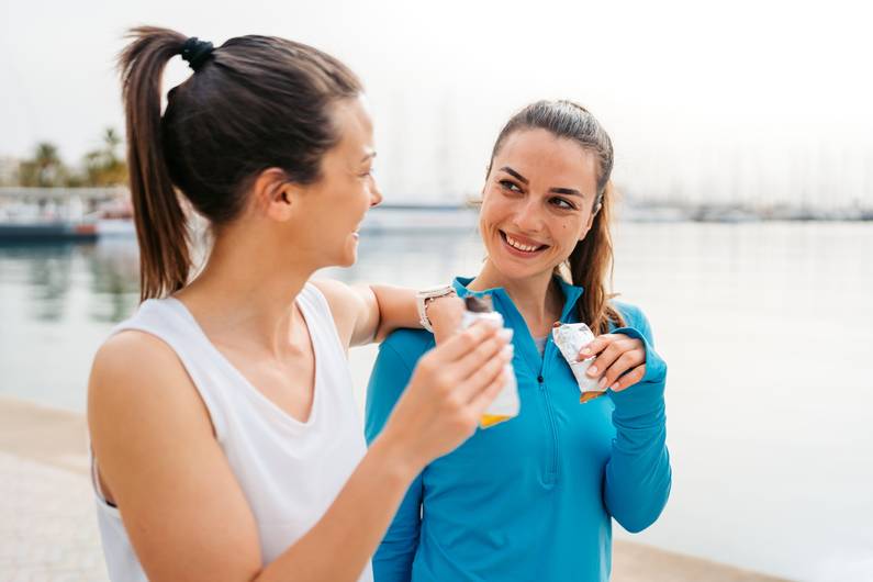 Vermeintlich gesunde Snacks, die schaden