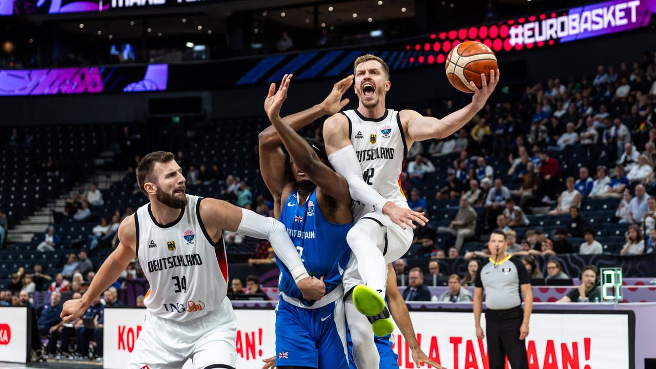 Vierter klarer Sieg bei der Basketball-EM: Deutschlands Basketballer demontieren Großbritannien