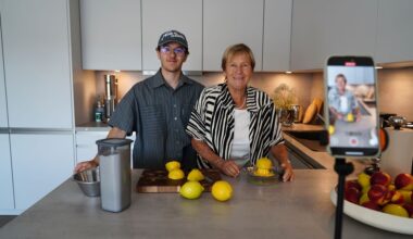 Oma und Enkel ziehen in eine WG in Dresden: "Ich habe es nicht bereut!"