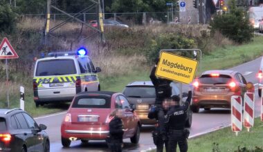 Kurioser Schild-Tausch in Halle und Magdeburg: Polizei ermittelt wegen Ordnungswidrigkeit