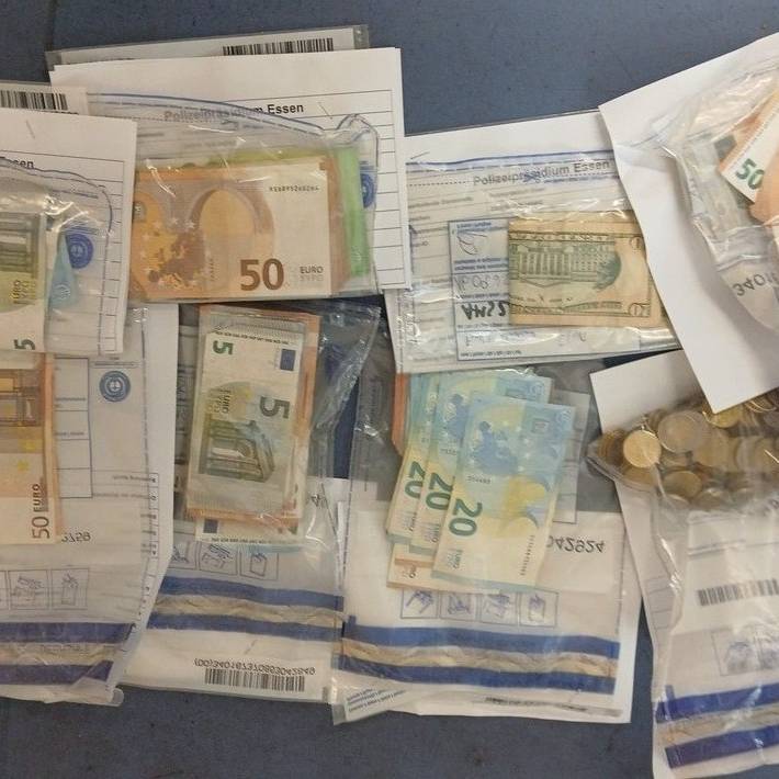 Polizei Essen nimmt mutmaßliche Drogenhändler fest