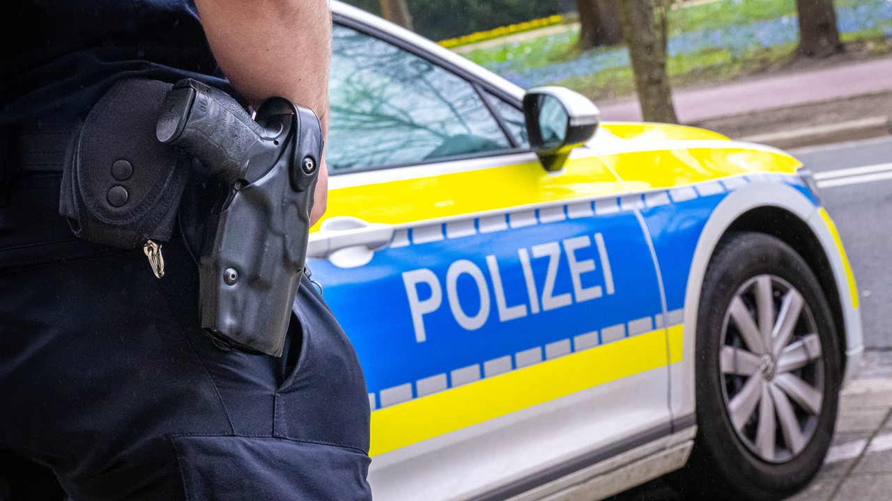 Polizei Bremen verstärkt Fahndung nach mutmaßlichem Rassisten