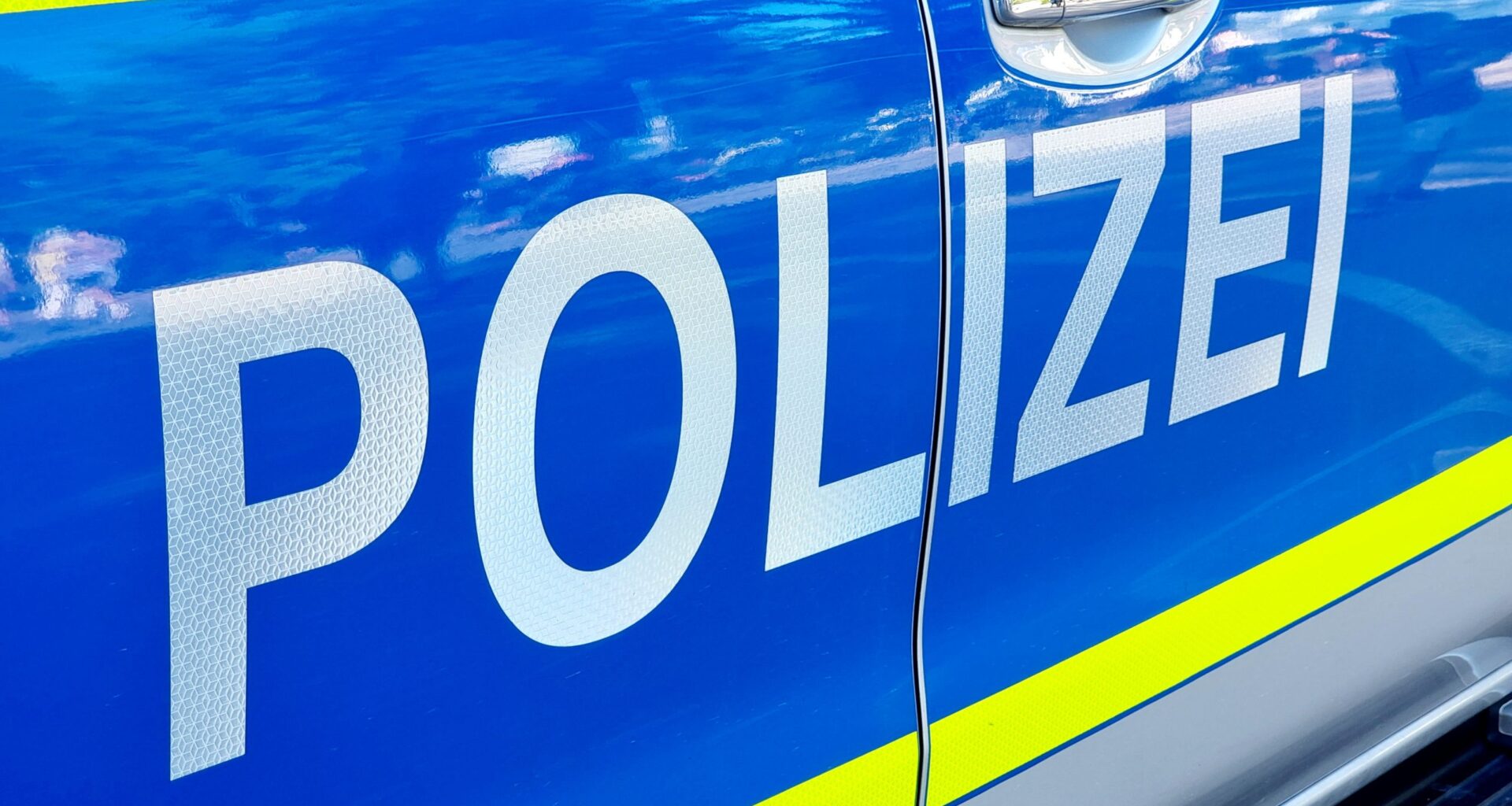H@llAnzeiger - Bus-Fahrerin unter Alkoholeinfluss gefahren