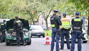 Berliner Polizei stoppt Autofahrer bei großer Kontrollaktion