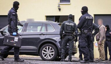 Ermittlungen nach Razzia: Soldaten und Bundespolizist unter Beschuldigten