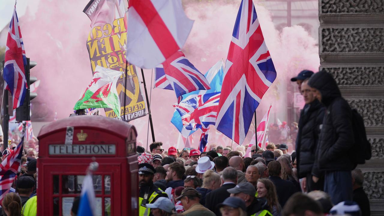 Expertin erklärt Massendemo in London