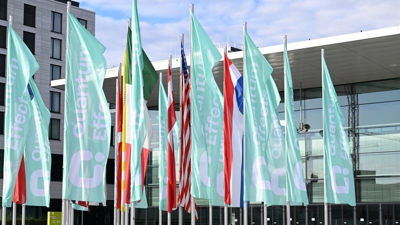 Flagge zeigen für Europa: Frankreich ist Partnerland der Quantum Effects 2025.(Bild:  Messe Stuttgart)