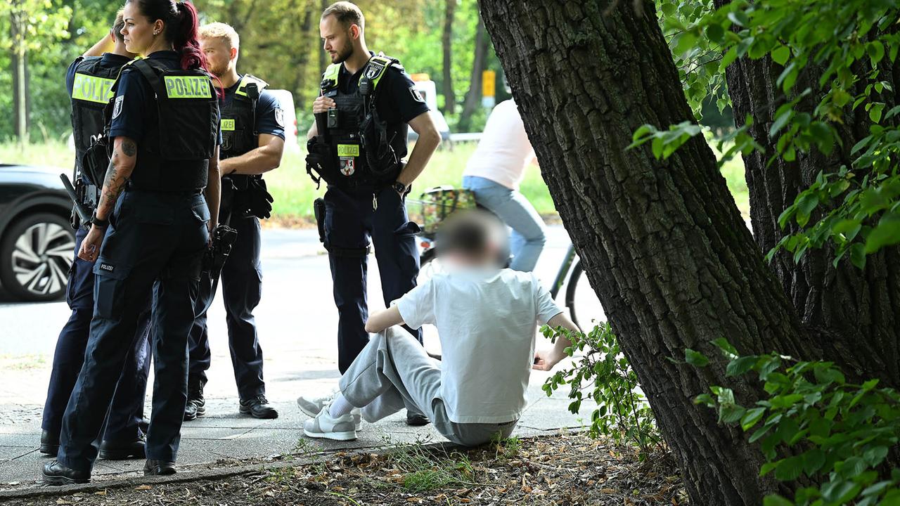 Berlin: In Kindergruppe gefahren: 20-jähriger Autofahrer stand unter Drogeneinfluss