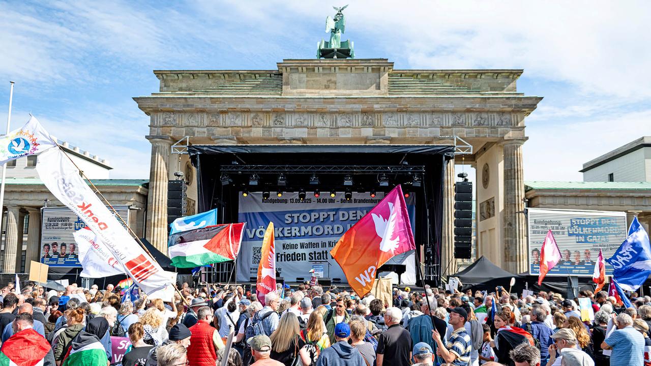 Tausende bei Gaza-Demo am Brandenburger Tor