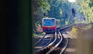 Brandenburg Berlin: Berliner S-Bahn: Ausfälle und Verspätungen auf den Linien S1, S7, S8 und S85