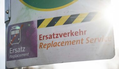 Berlin: Zahlreiche S-Bahn-Linien sowie Tram: Einschränkungen und SEV wegen Stromausfalls im Berliner Südosten