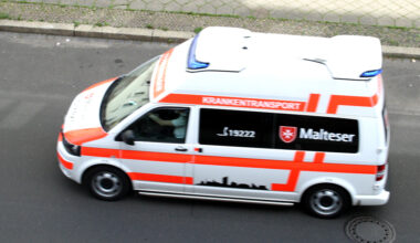 Rettungswagen im Einsatz. Foto: Ralf Julke