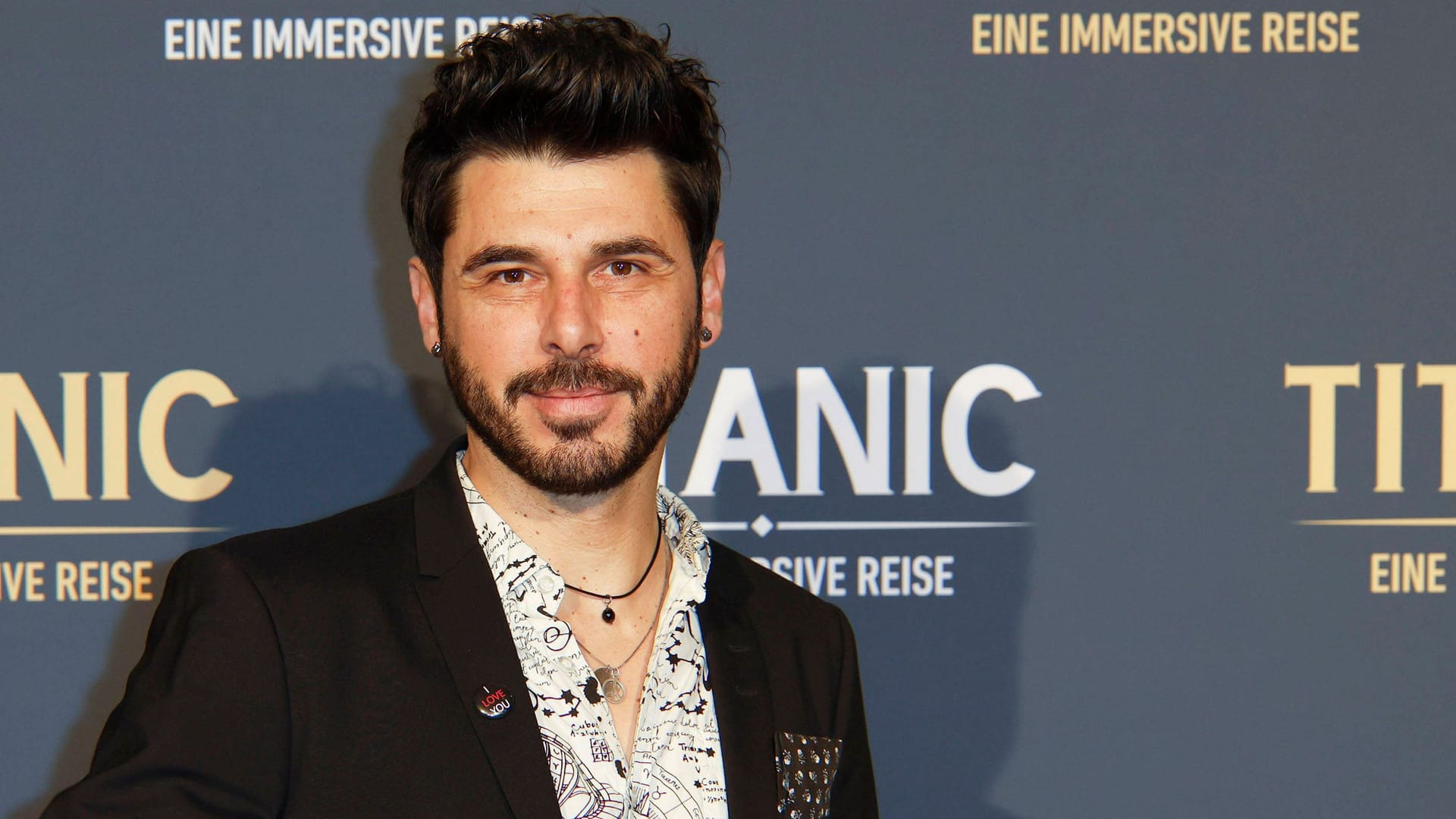 Ricardo Angelini: Er gehört bei "Alles was zählt" zum Hauptcast. Ricardo Angelini: Er gehört bei "Alles was zählt" zum Hauptcast.
