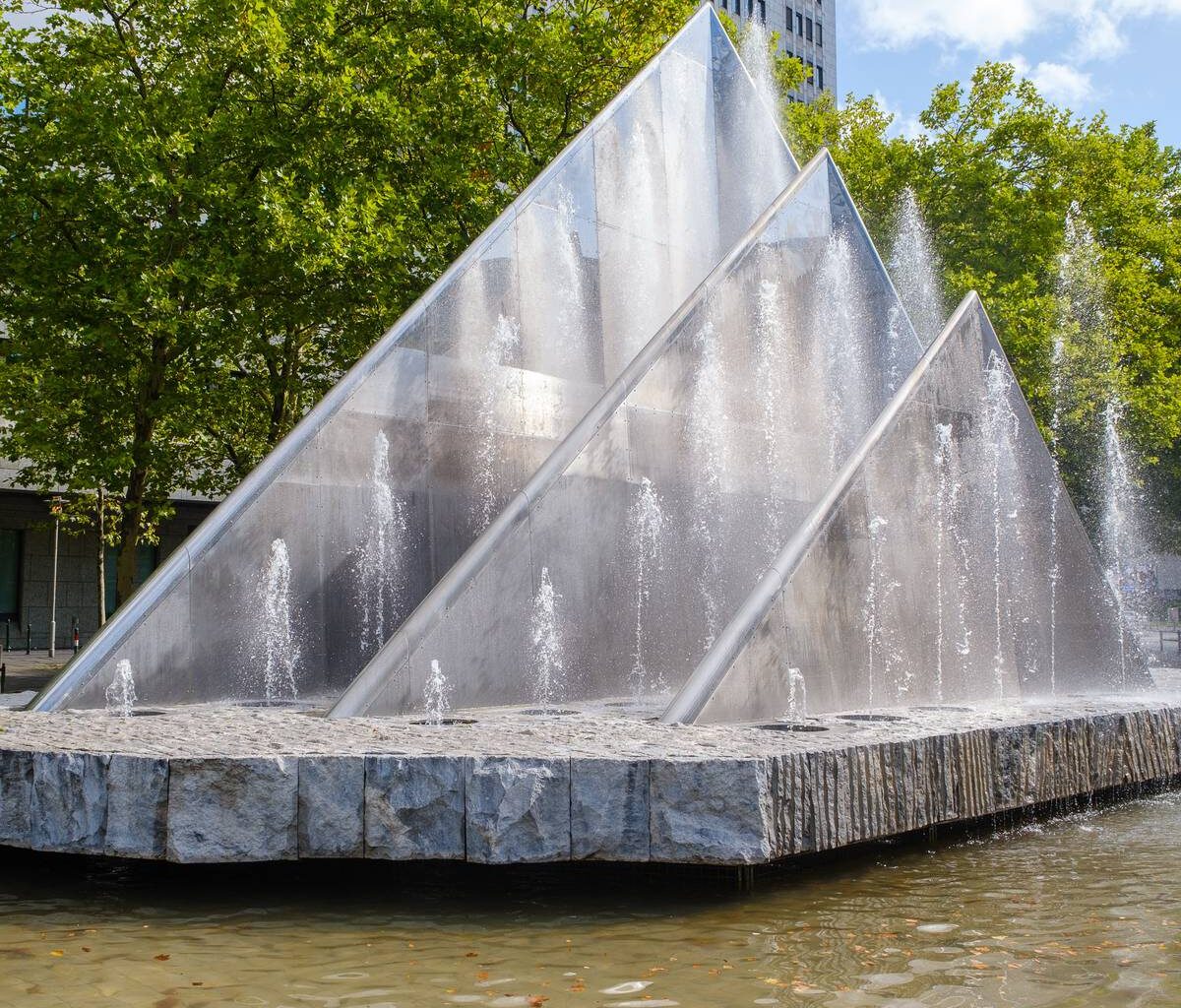 Mack-Brunnen restauriert - Antenne Düsseldorf