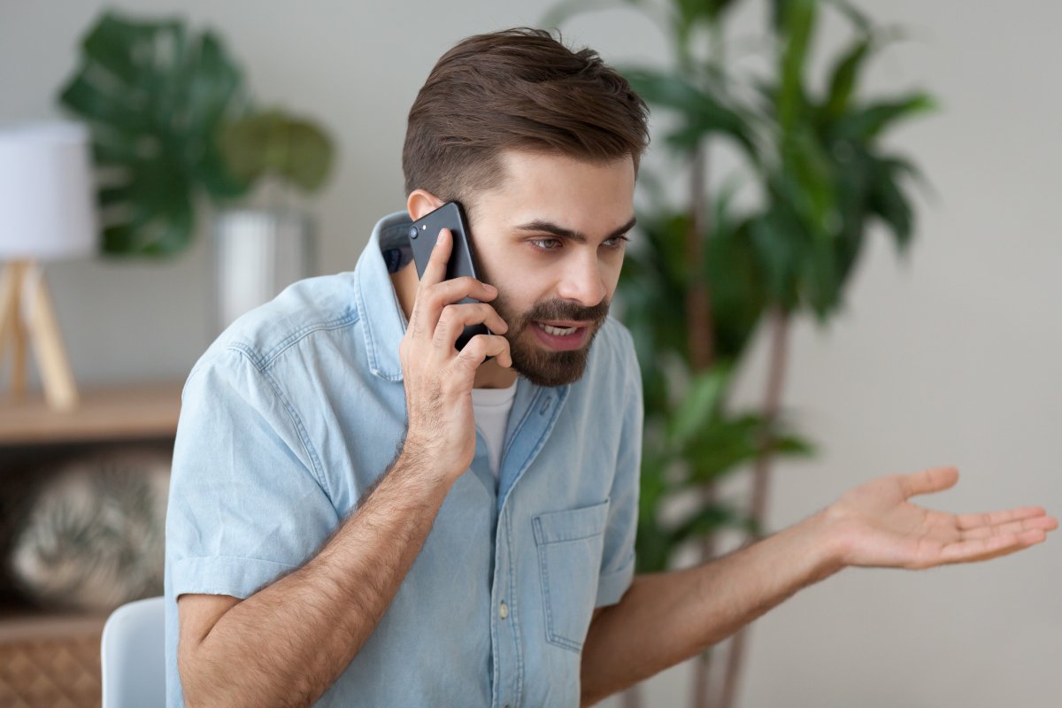 Lass Dich für 15 Cent abhören! App (ver)kauft Telefonaufnahmen für KI-Training