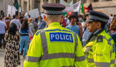 Der rechtsextreme Aktivist Tommy Robinson hat einen landesweiten Protest organisiert, der diesen Samstag in London stattfinden wird