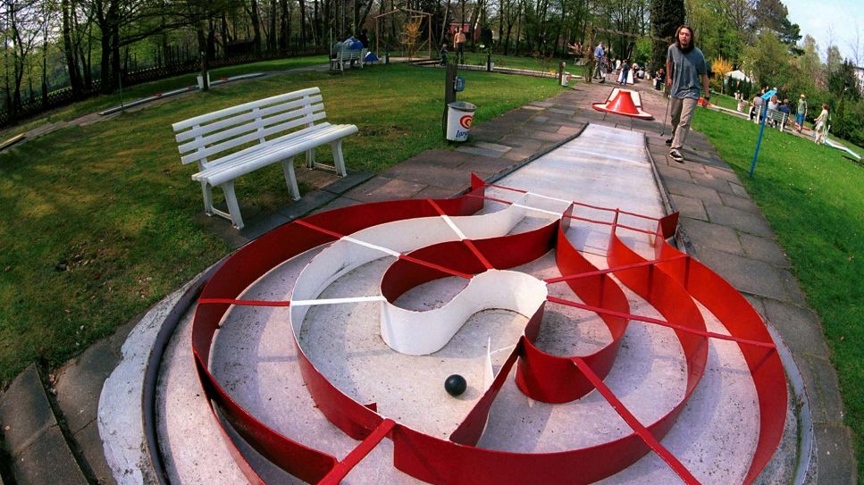 Minigolfbahn in Lankwitz (Imago/Lambert)