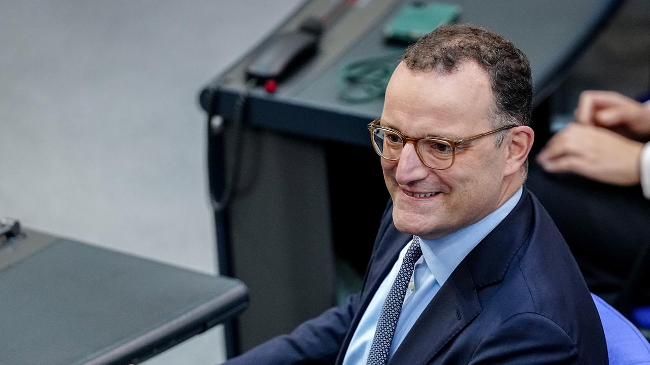 Spahn prangert ungleiche Vermögensverteilung in Deutschland an